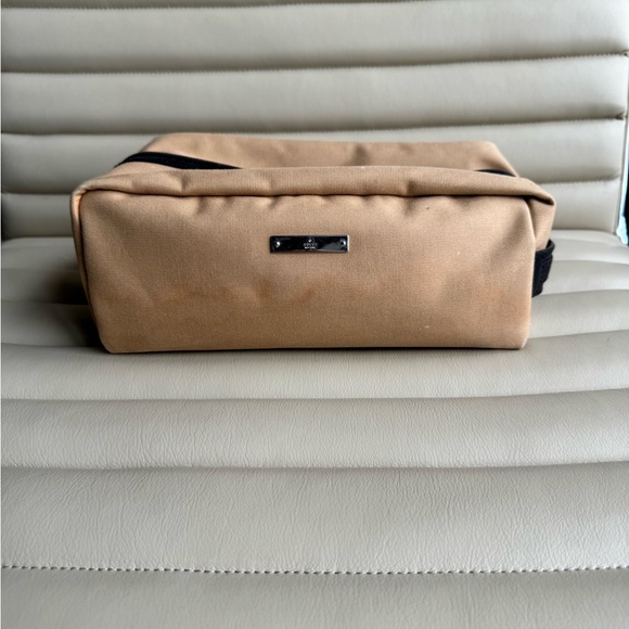 Gucci toiletry bag - Picture 1 of 8